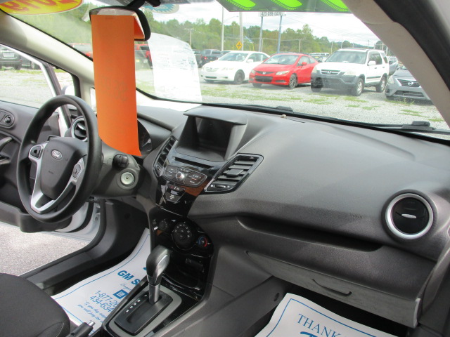 Used 2019 Ford Fiesta SE Sedan FWD image 26