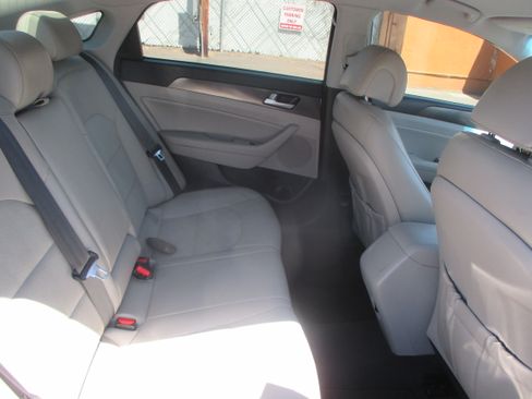 Used 2015 Hyundai Sonata Sport w/ Premium & Technology FWD image 14