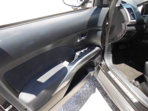 Used 2010 Mitsubishi Outlander 2WD ES image 11
