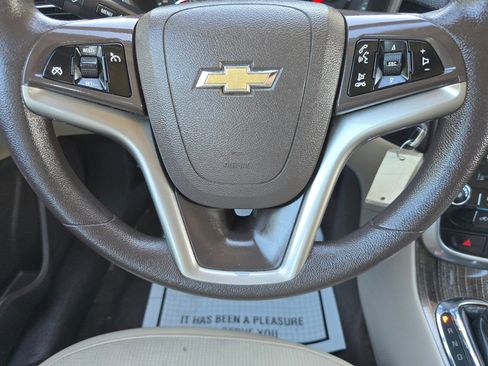 Used 2014 Chevrolet Malibu LT image 10