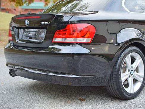 Used 2012 BMW 128i image 19