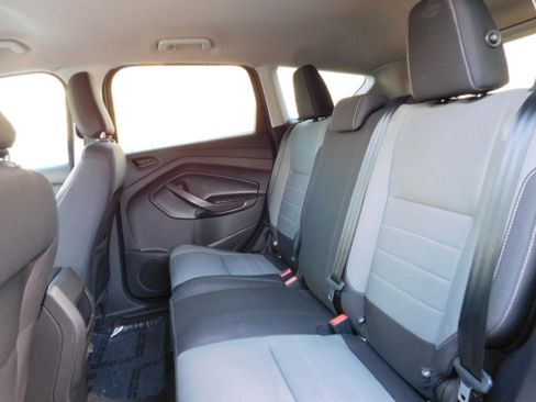 Used 2019 Ford Escape S image 20