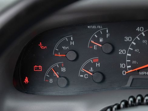 Used 1999 Ford F350 XLT image 44