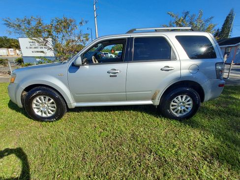 Used 2009 Mercury Mariner Premier image 1