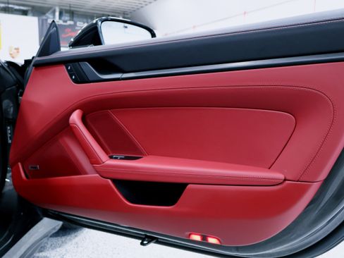 Used 2024 Porsche 911 Carrera 4 GTS image 28