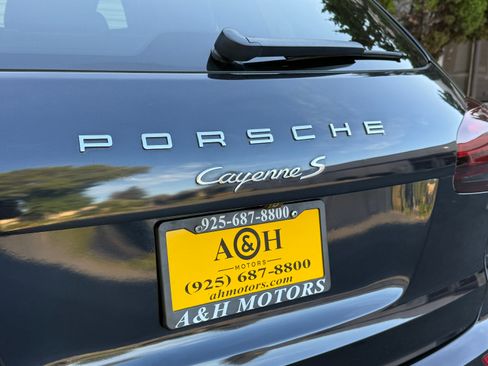 Used 2016 Porsche Cayenne S image 26