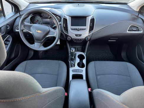Used 2017 Chevrolet Cruze LS image 22
