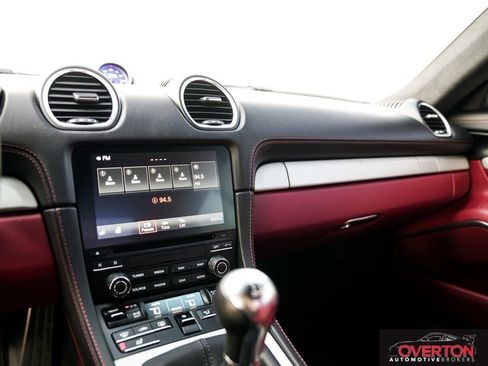 Used 2022 Porsche 718 Cayman GTS image 16