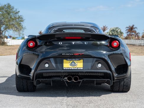 Used 2021 Lotus Evora image 11