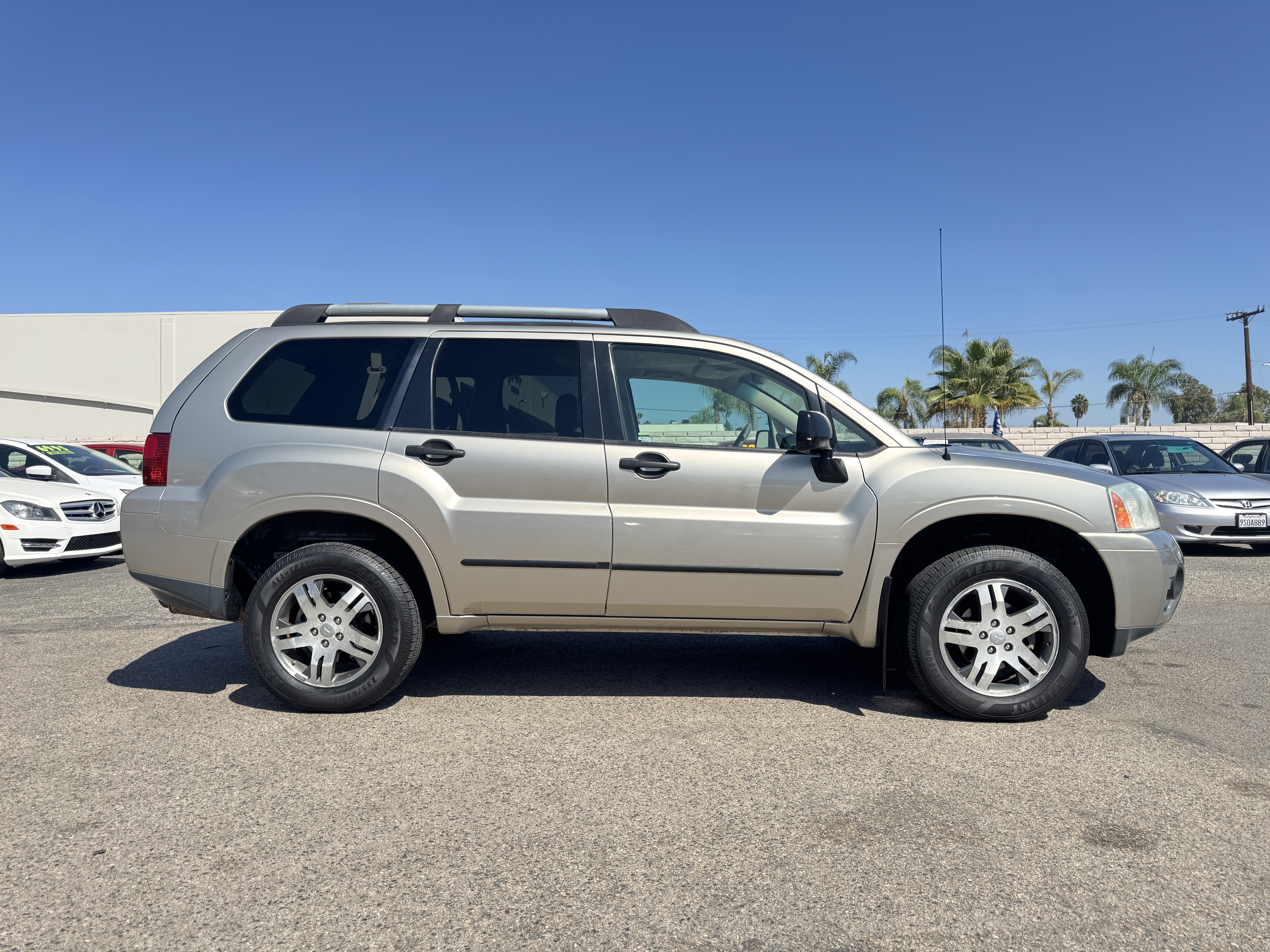 Used 2006 Mitsubishi Endeavor AWD LS image 10