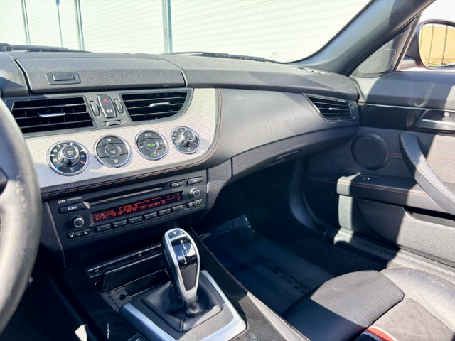 Used 2014 BMW Z4 sDrive28i RWD image 24