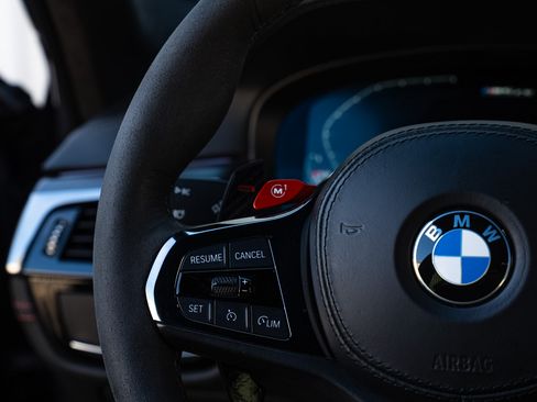 Used 2022 BMW M5 CS image 17