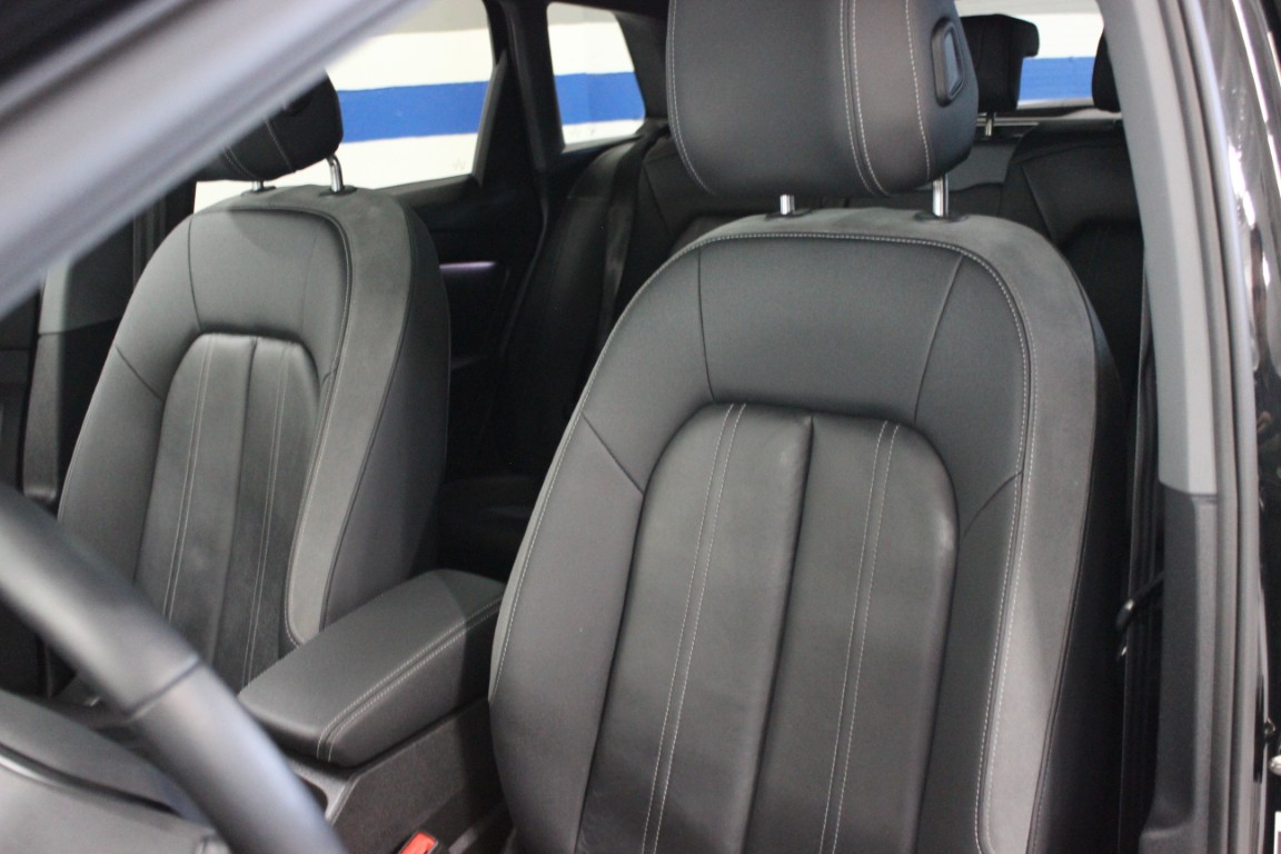Used 2023 Audi Q4 e-tron Premium RWD image 29