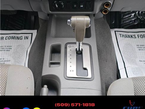 Used 2006 Nissan Frontier image 11