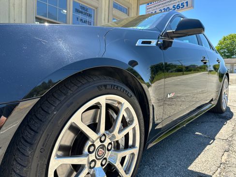 Used 2011 Cadillac CTS V Sedan RWD image 10