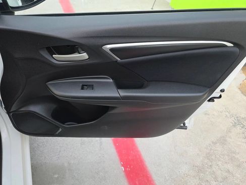 Used 2016 Honda Fit LX image 23