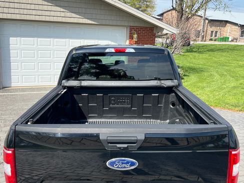 Used 2018 Ford F150 XLT image 8