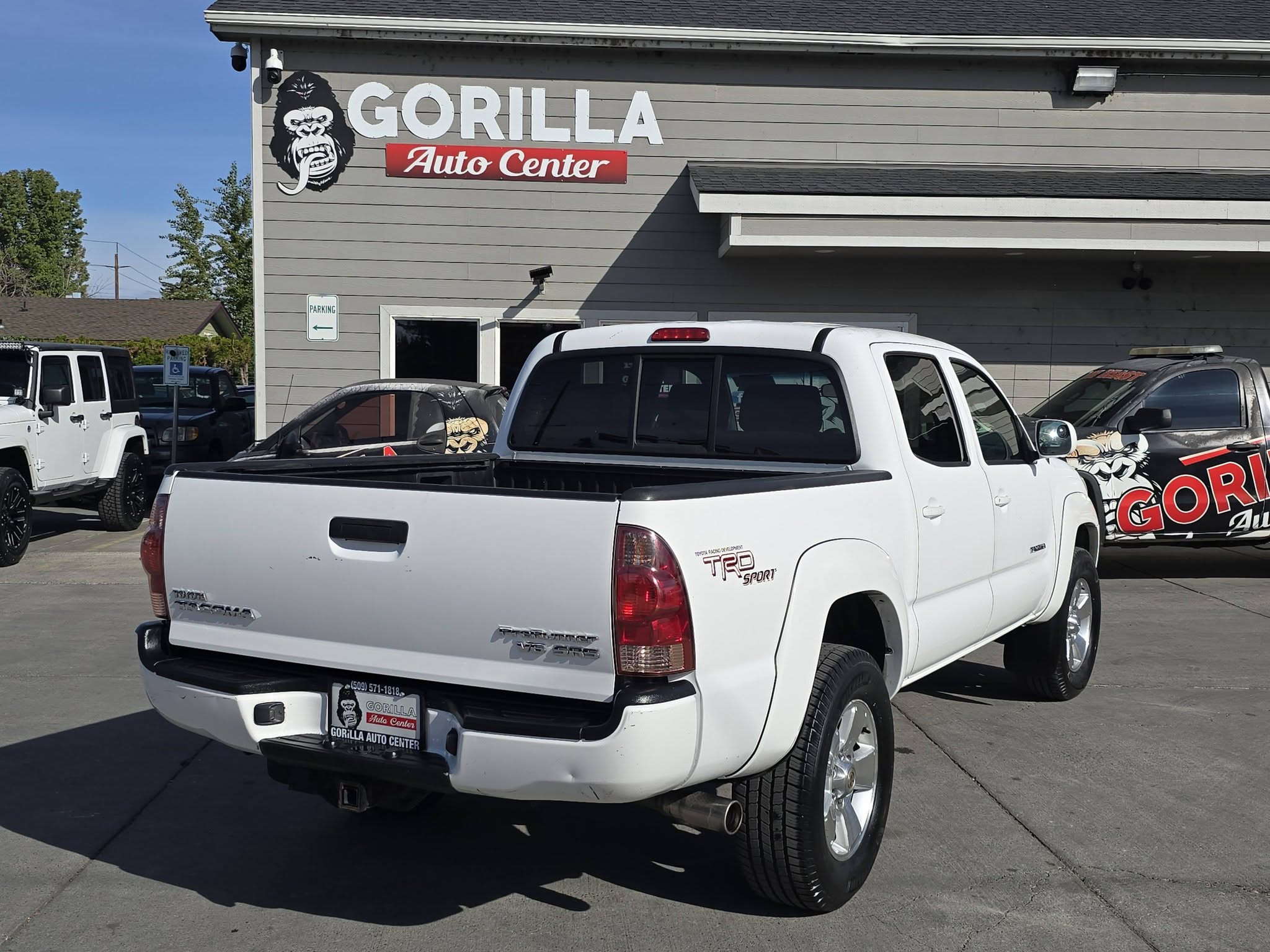 Used 2005 Toyota Tacoma 2WD Double Cab PreRunner image 7