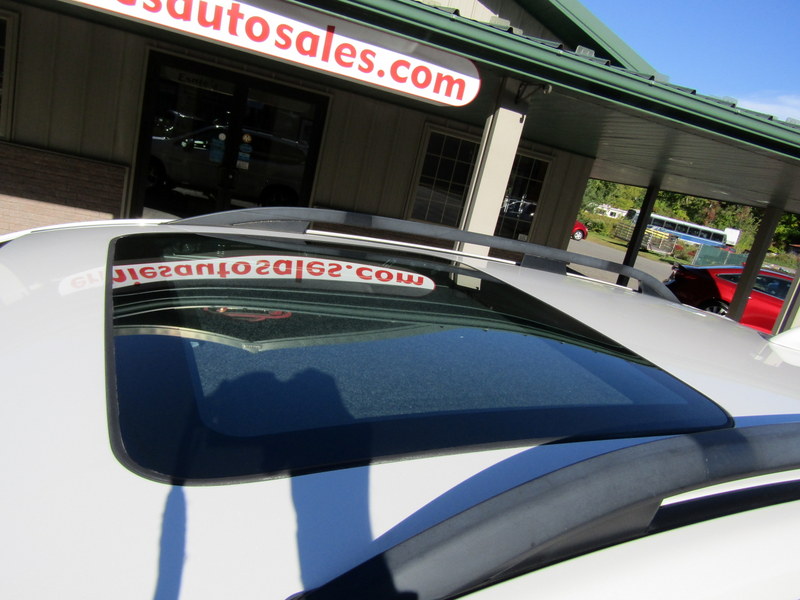 Used 2017 Subaru Forester 2.5i Touring AWD/4WD image 15