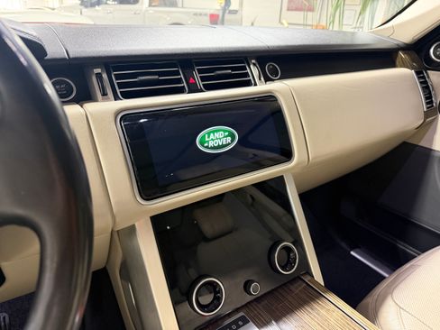 Used 2019 Land Rover Range Rover HSE image 20