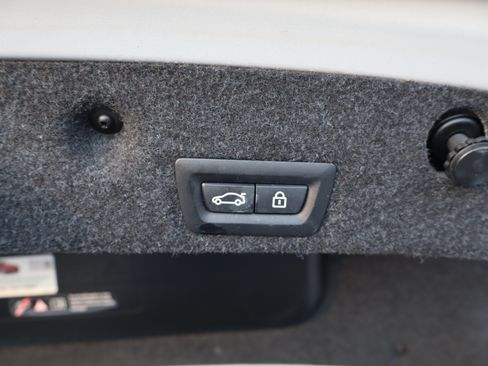 Used 2013 BMW 535i xDrive image 33