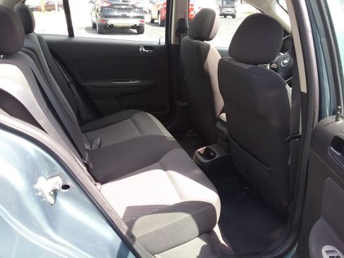Used 2010 Chevrolet Cobalt LT Sedan w/ 1LT FWD image 10