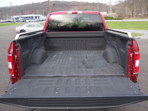 Used 2019 Ford F150 XLT image 8