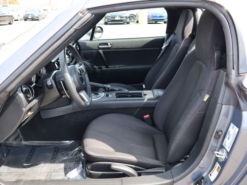 Used 2008 MAZDA MX-5 Miata Touring image 14