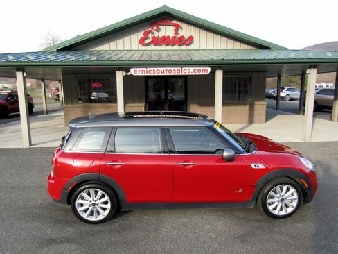 Used 2017 MINI Cooper Clubman S image 1