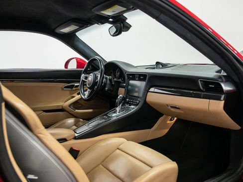 Used 2017 Porsche 911 Turbo image 11