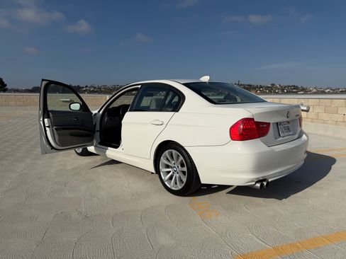 Used 2011 BMW 328i Sedan RWD image 20