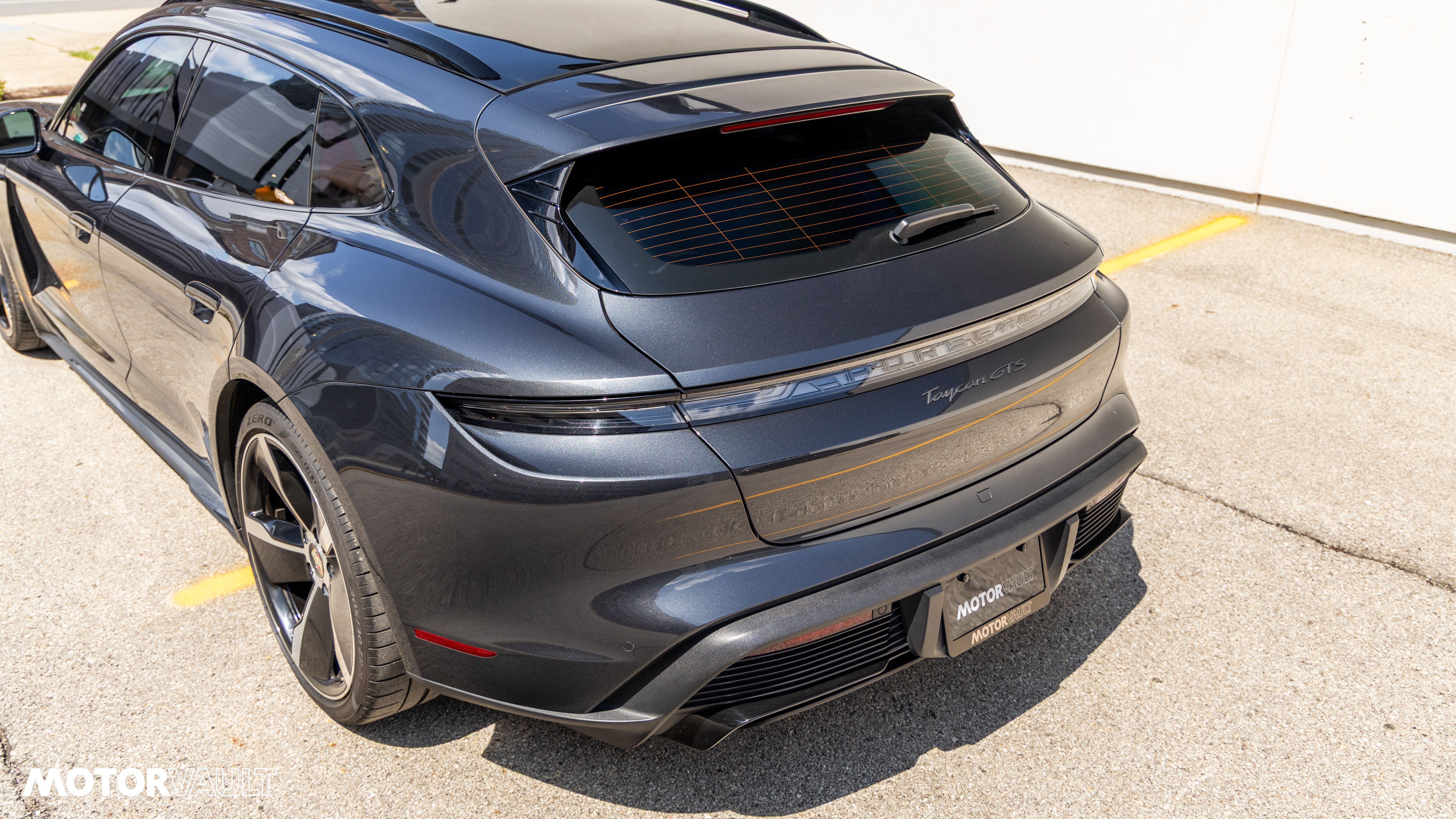 Used 2022 Porsche Taycan GTS Sport Turismo AWD/4WD image 16