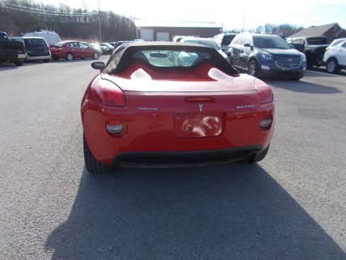 Used 2007 Pontiac Solstice image 3