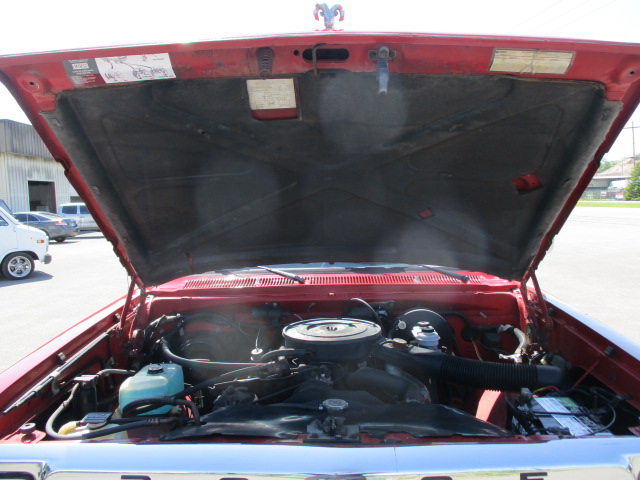 Used 1991 Dodge D/W Truck 150 AWD/4WD image 29