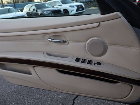 Used 2010 BMW 328i image 17