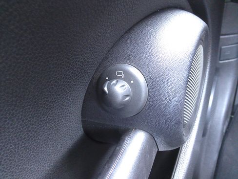 Used 2011 MINI Cooper image 21