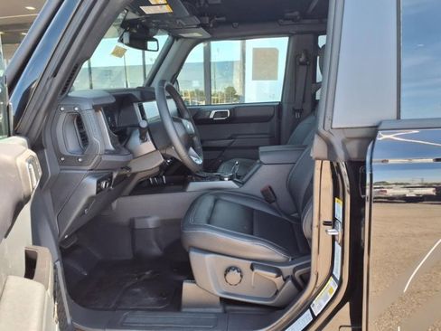 New 2025 Ford Bronco Badlands image 6