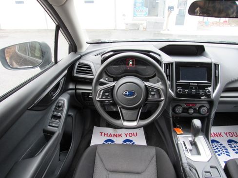 Used 2022 Subaru Impreza 2.0i Premium image 25