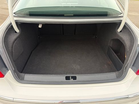 Used 2012 Volkswagen CC Sport FWD image 23