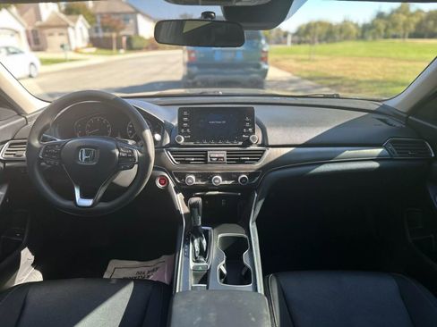Used 2020 Honda Accord LX image 13