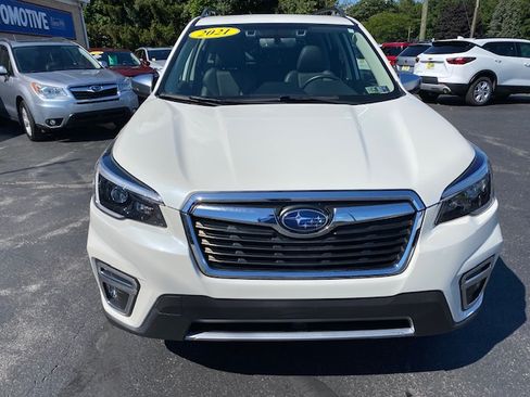 Used 2021 Subaru Forester Touring image 3