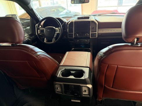 Used 2020 Ford F250 Super Duty Platinum image 30
