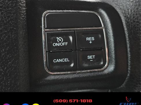 Used 2016 Dodge Journey SE image 8