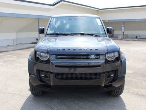 New 2025 Land Rover Defender 110 V8 image 7