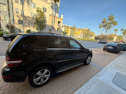 Used 2011 Mercedes-Benz ML 350 image 6