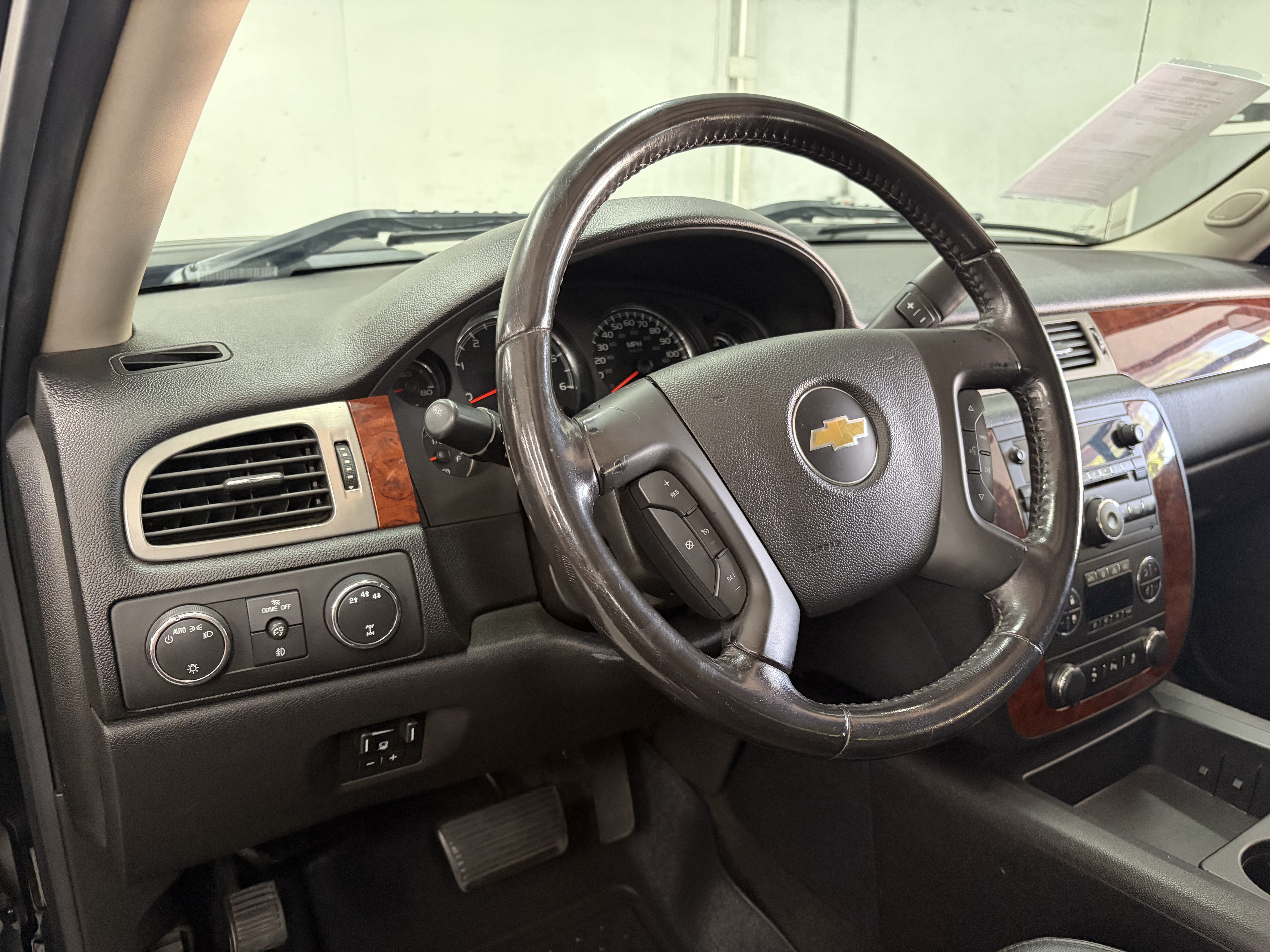 Used 2014 Chevrolet Silverado 2500 4x4 Crew Cab LTZ w/ Z71 image 13