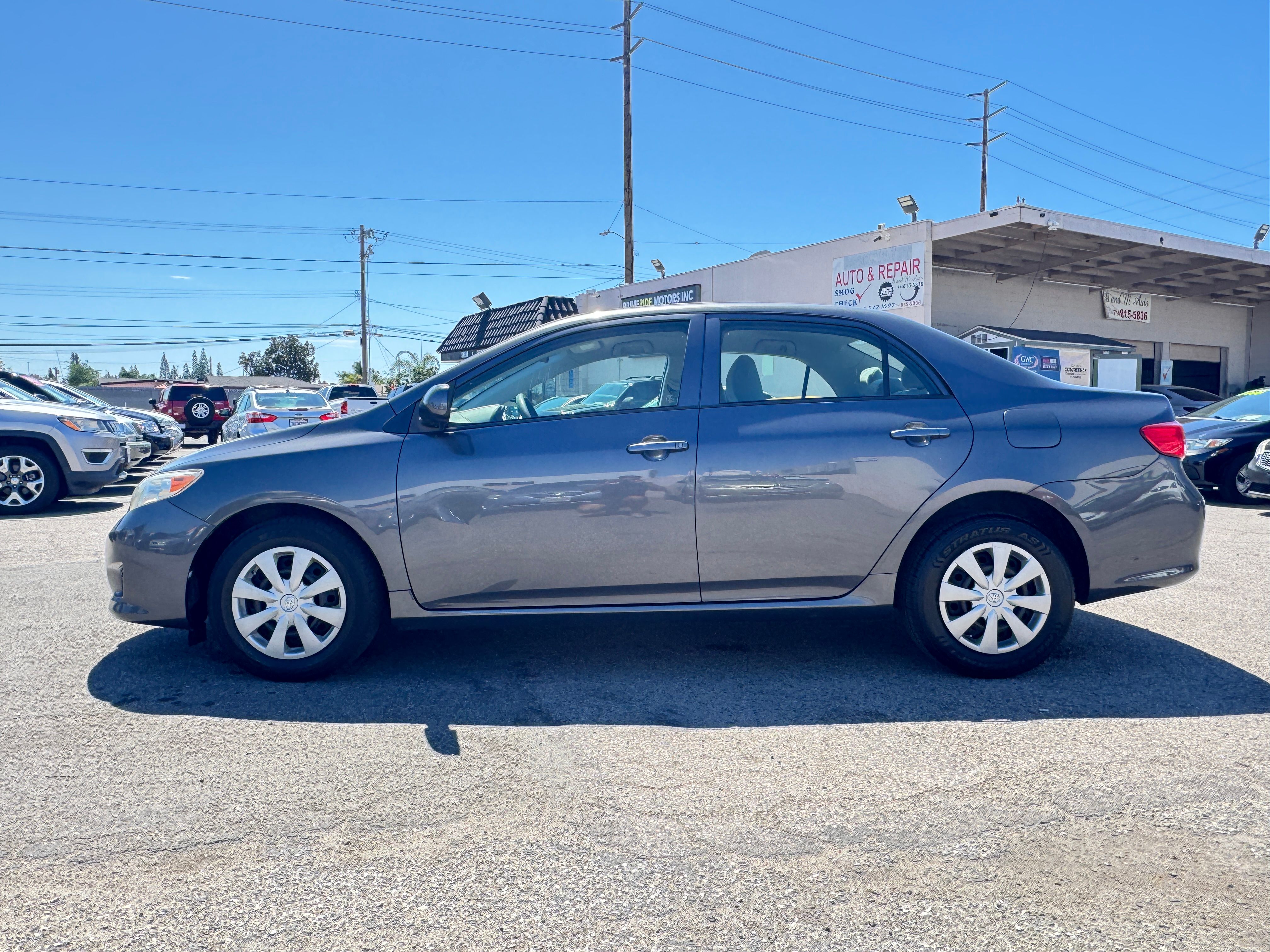 Used 2009 Toyota Corolla LE FWD image 4