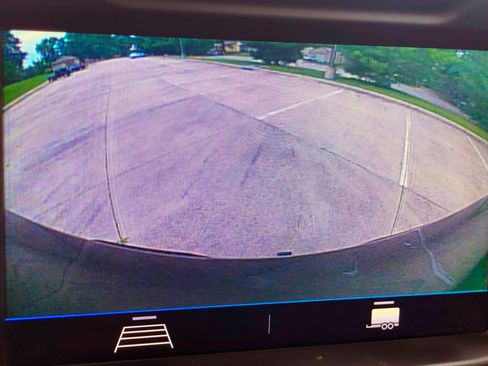 Used 2021 Chevrolet Silverado 1500 LT image 15