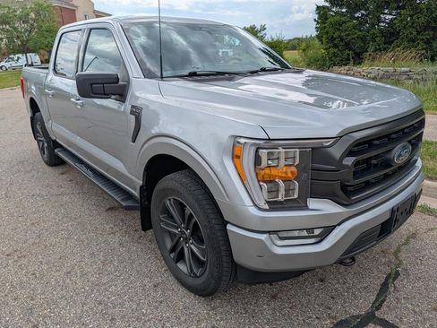 Used 2022 Ford F150 4x4 SuperCrew XLT image 2