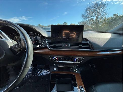 Used 2023 Audi Q5 2.0T Premium Plus image 11